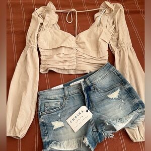 Puffy sleeve tie back blouse